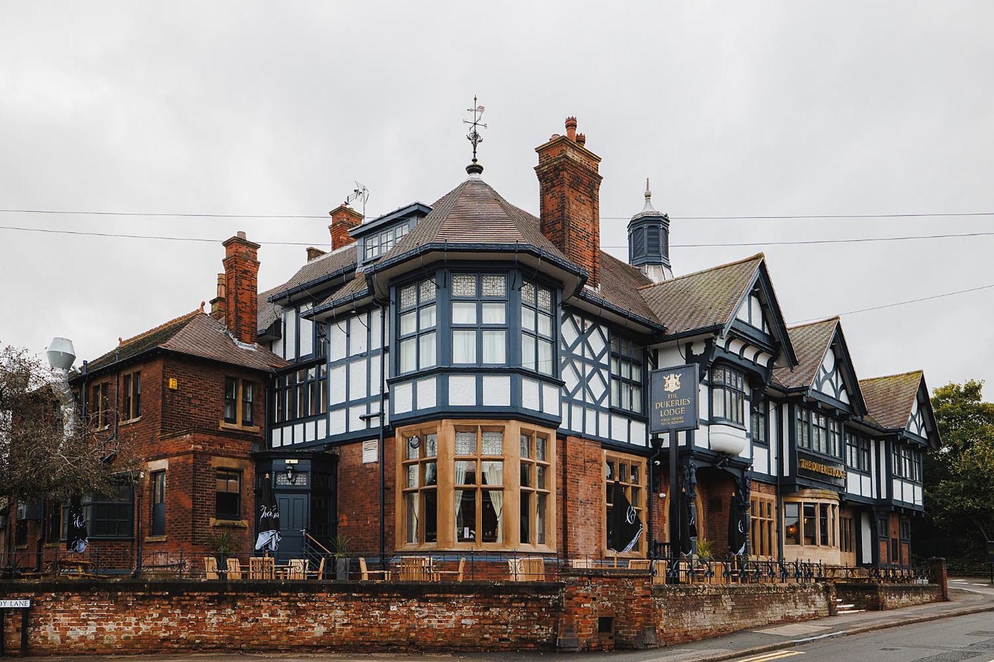 The Dukeries Lodge, Edwinstowe, Nottinghamshire Exterior foto